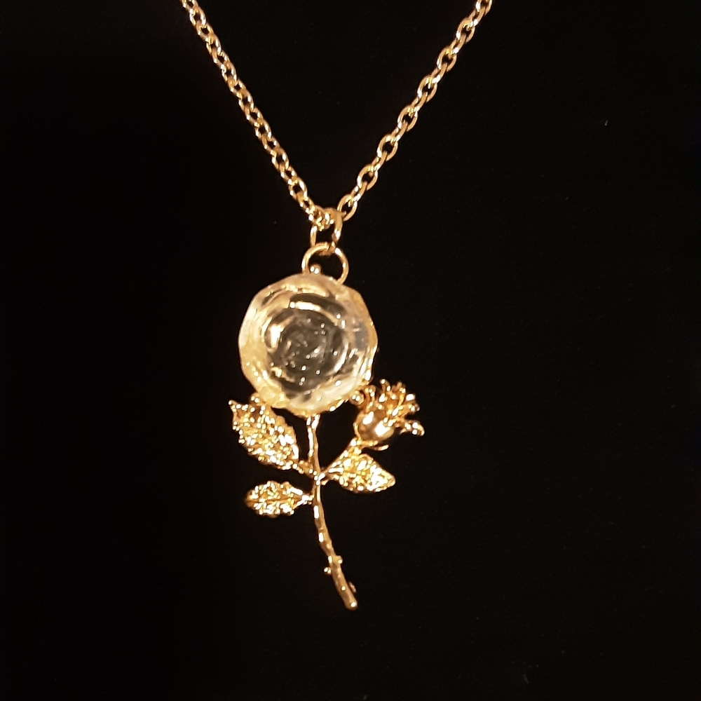 Hand Crafted Rose Necklace Gold Tone 24" Long Chain Limited Edition - Picture 2 of 6